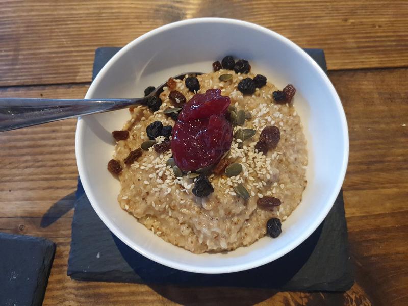 Porridge with toppings